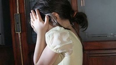 صاحب معرض يتعدى على قاصر جنسيا بعد وعدها بالزواج في طوخ