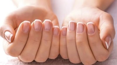 7 خطوات للحصول على أظافر صحية
