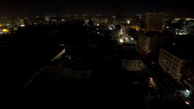 إسرائيل تقطع خطوط الكهرباء عن قطاع غزة