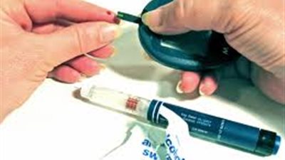 اختراع جهاز جديد لمتابعة مرض السرطان والسكر فى الدم