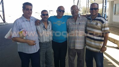 بالصور .. ضبط 20 طن ملابس أجنبية قبل تهريبها داخل شاحنة ببورسعيد