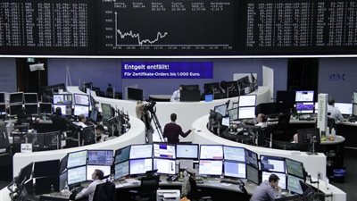 أسهم أوروبا تفتح مرتفعة وأوني كريديت يقود المكاسب