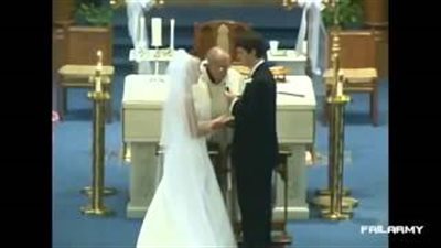 بالفيديو.. أطرف وأغرب مواقف حفلات الزواج