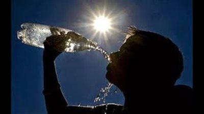 بالفيديو.. «الأرصاد» تحذر من التعرض لأشعة الشمس المباشرة