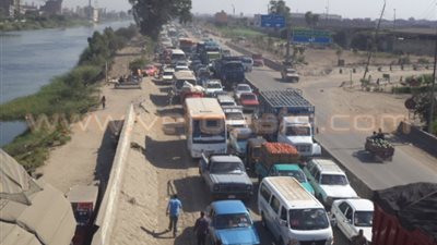 صاحب مكتب رحلات يقدم حلولا للأزمة المرورية بالقليوبية