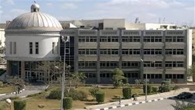 جامعة الفيوم تقترح قبول 10 آلاف طالب بالعام الجديد و900 وافد
