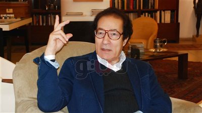 المتاجرة أسلوب حياة..الإخوان تتهم فاروق حسني بالعمالة بسبب الحجاب