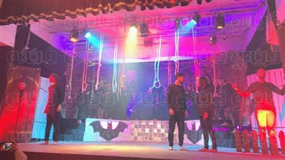 انطلاق العرض المسرحي 