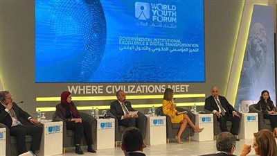 وزير الاتصالات: ربط 33 ألف مبنى حكومي بالألياف الضوئية في 3 سنوات بـ 5.5 مليار جنيه