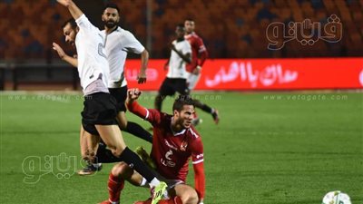 الأهلي يتصدر الدوري بفوز صعب على حرس الحدود (صور)