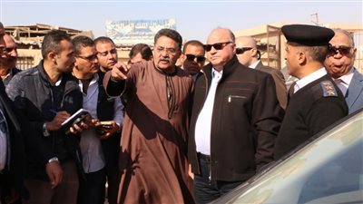 محافظ القاهرة لرؤساء الأحياء: تخصيص يوم أسبوعي للقاء الجماهير