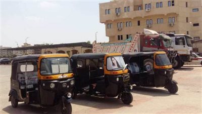 إيقاف إصدار تصاريح السير لمركبات التوك توك في الجيزة