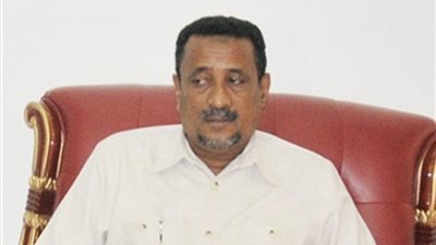 وزير الداخلية السودانى يعود للخرطوم قادما من السعودية