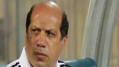 اجتماع ثلاثي بين عادل فتحي وعلاء نبيل وريعو بالمقاولون