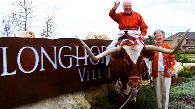 80 عاما تروي قصة حب جون وشارلوت.. أكبر زوجين على قيد الحياة في العالم