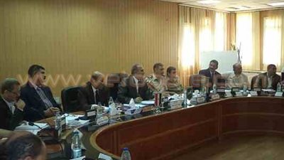 تنفيذيو الشرقية يتبرعون بنصف شهر لـ 