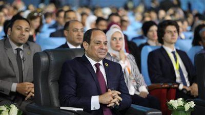 السيسي: نبذل جهودا كبيرة في ملفي التحول الرقمي ودعم التشغيل