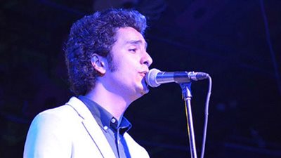 مظاهرة بحفلة 