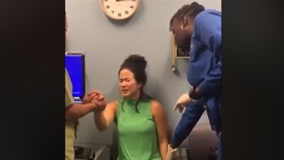 لحظات مرعبة لأشخاص يخافون من الحقن (فيديو)