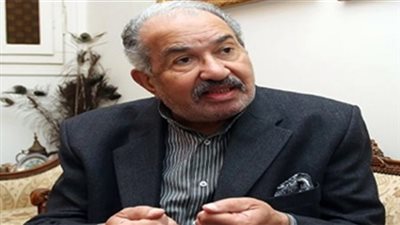 حمدي أحمد لـ«الفنانين العرب»: لا تضعوا أصابعكم في آذانكم تجاه مصر