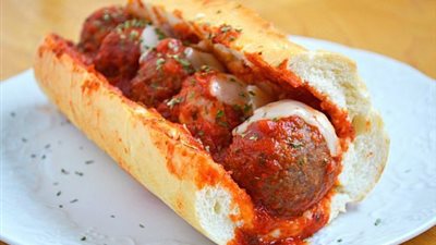 طريقة إعداد ساندوتش «كرات اللحم» بالفرن من مطبخ شريف الحطيبي