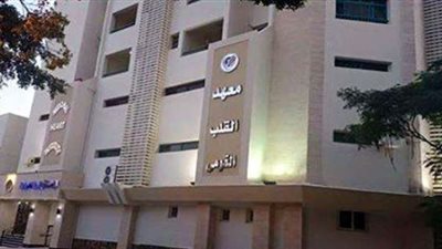 القوات المسلحة «كلمة السر» في حل الأزمات.. إنشاء أكبر شبكة طرق في مصر خلال عامين.. إحلال وتجديد معهد «القلب القومي» خلال شهر.. ومواصلة البحث عن حطام الطائرة المنكوبة آخر المهام