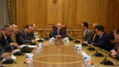 تفاصيل التعاون بين «الإنتاج الحربي» و«فوكس كون للتكنولوجيا» (صور)