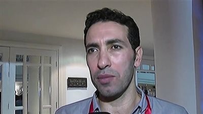 أبو تريكة يعزي محمد فضل في وفاة نجله