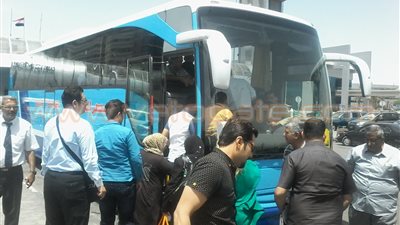 بالصور.. مطار القاهرة يواصل استقبال الوفود السياحية