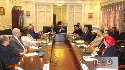 بالصور.. رئيس امتحانات الثانوية: «اللي هيطلع نتيجة هسجنه»