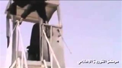 بالفيديو.. حرب الرايات السوداء بين 