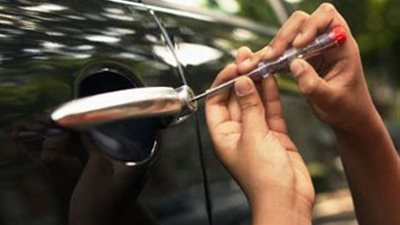 سرقة سيارة مملوكة للشركة المصرية لتجارة الأدوية بـ«ابنى بيتك»