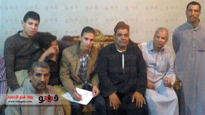 بالصور.. أهالي شهيد العريش يطالبون بالقصاص من الإرهابيين