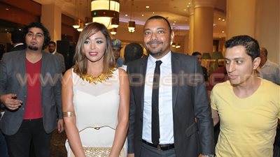 بالفيديو والصور.. وصول داليا البحيري وصبري فواز لحفل زفاف مي كساب