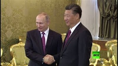 بالفيديو.. لحظة استقبال بوتين الرئيس الصيني في الكرملين