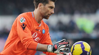 أنباء عن عودة حارس روما لصفوف إيطاليا