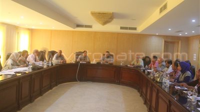 محافظ الفيوم: غلق المصانع غير الملتزمة بمواصفات الصرف الصناعي