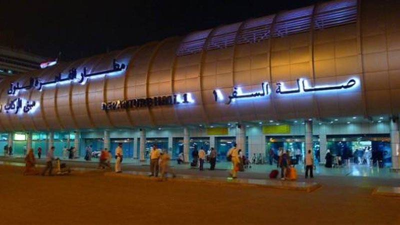 مطار القاهرة
