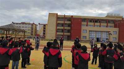 التعليم تكشف تفاصيل طريقة اختيار الطلاب والمعلمين بالمدارس اليابانية (فيديو)