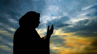 أفضل أدعية لجلب السعادة والرضا.. تعرف عليها