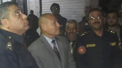 لجنة هندسية لمعاينة عقار المرج المحترق | صور