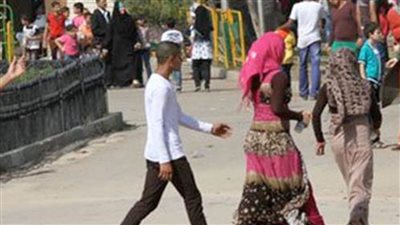 التحقيق مع شاب تحرش بفتاة في حلوان