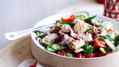 طريقة إعداد «سلطة الحبار المشوية»