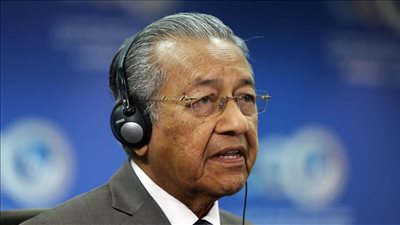 ماليزيا تتلقى تبرعات من الشعب لدعم الاقتصاد