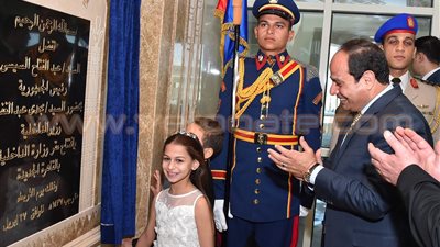 السيسي يزور دمياط.. يفتتح توسعات مصنع موبكو بمجمع البتروكيماويات لتعزيز منظومة الأسمدة.. يساعد في حل مشكلات المزارعين.. يشهد افتتاح المستشفى العسكري.. ويتفقد عددا من المشروعات التنموية