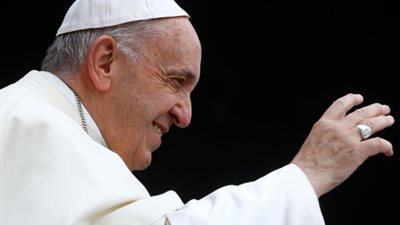 البابا يخاطب شركات النفط الكبرى في مؤتمر المناخ في الفاتيكان