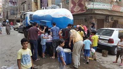 الدفع بـ١٥ سيارة لمواجهة انقطاع المياه بشبرا الخيمة