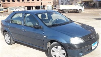 ضبط سيارة مسروقة بحوزة ضابط