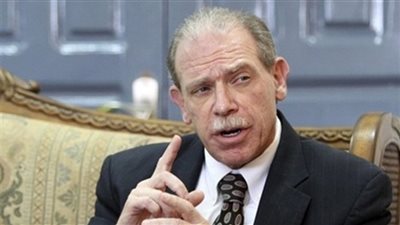 فيرستاين: واشنطن مستمرة فى إعادة هيكلة الجيش اليمنى