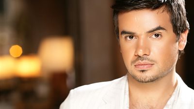 سامو زين ينعى والدة الموزع عادل حقى